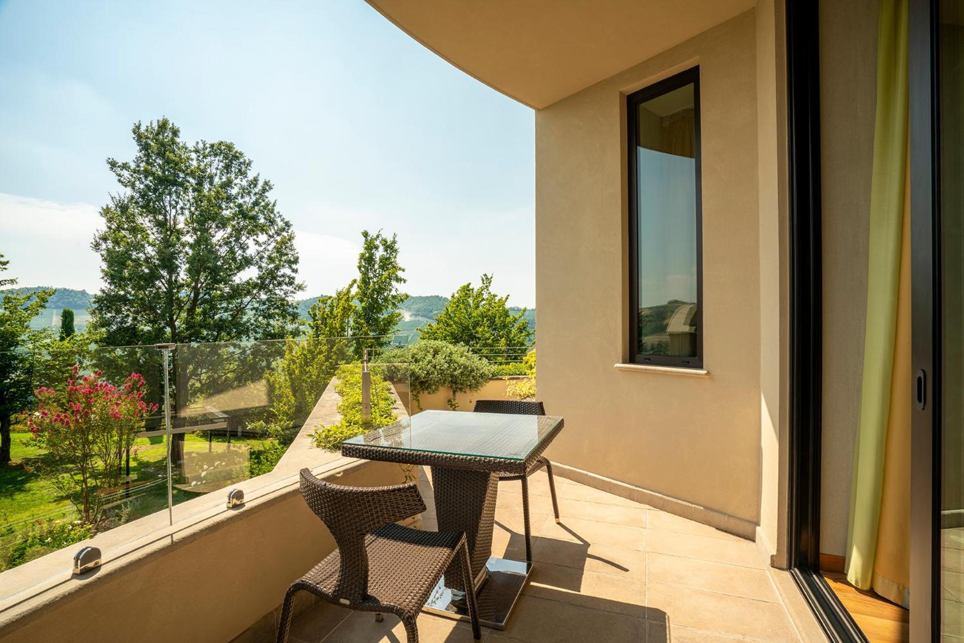 Il Boscareto Resort & Spa Serralunga d'Alba Εξωτερικό φωτογραφία